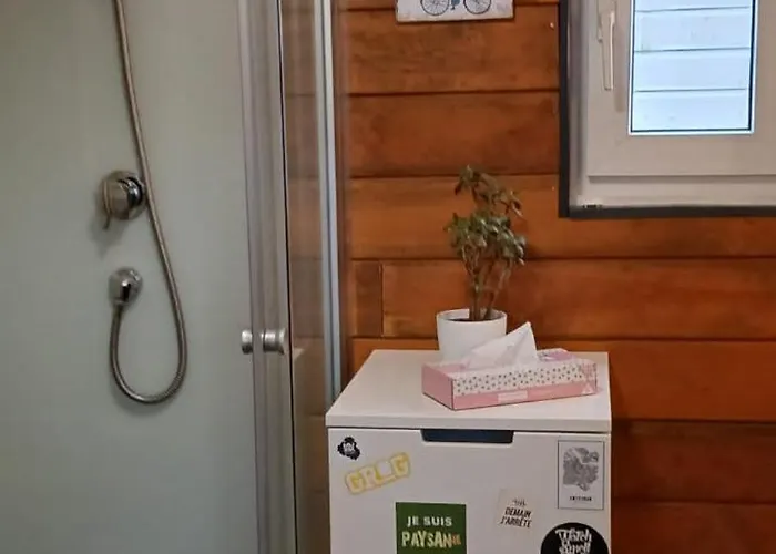 Le Petit * Cavron-Saint-Martin